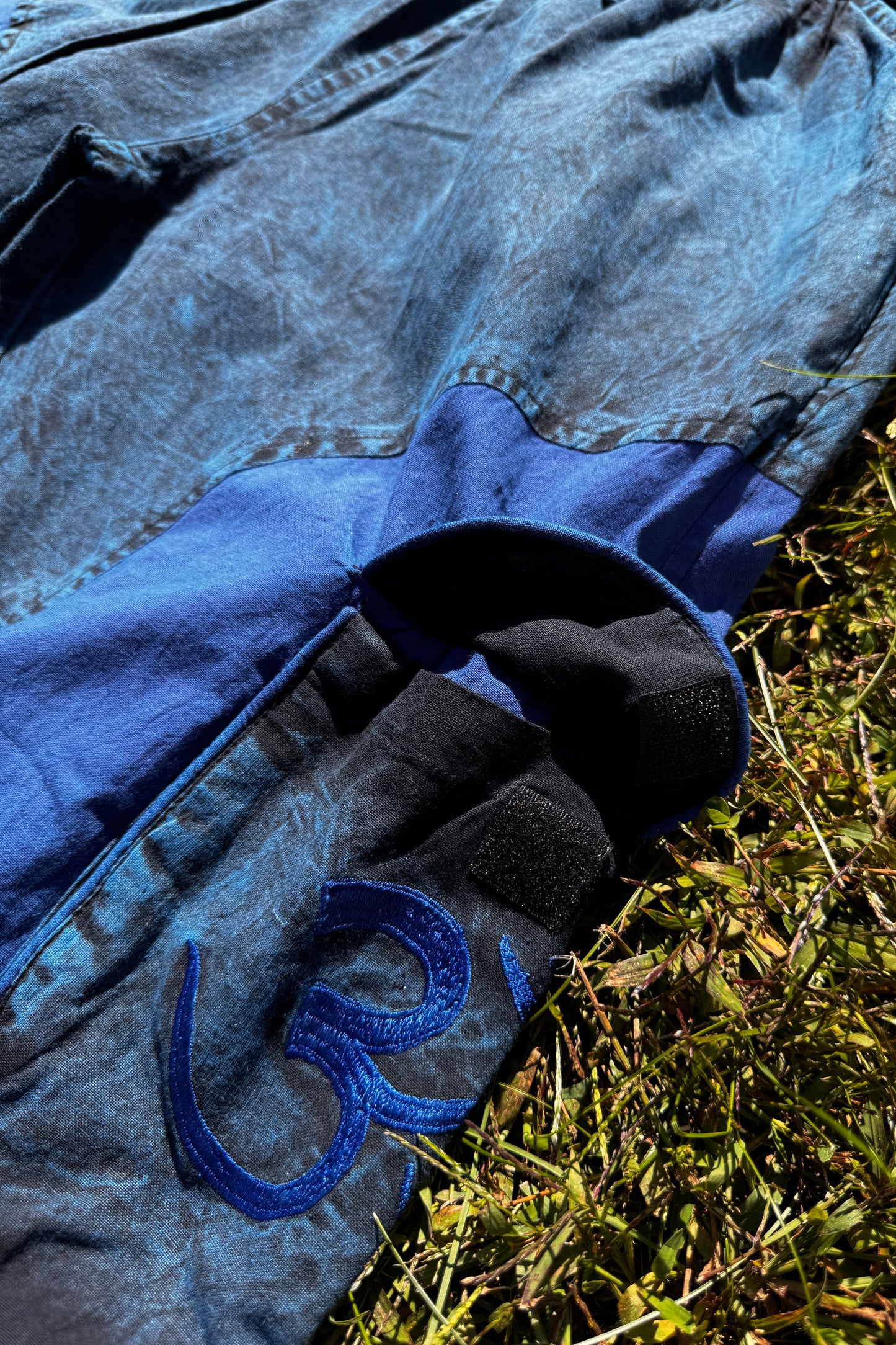 Ohm Trousers w/ Cargo Velcrow Pockets