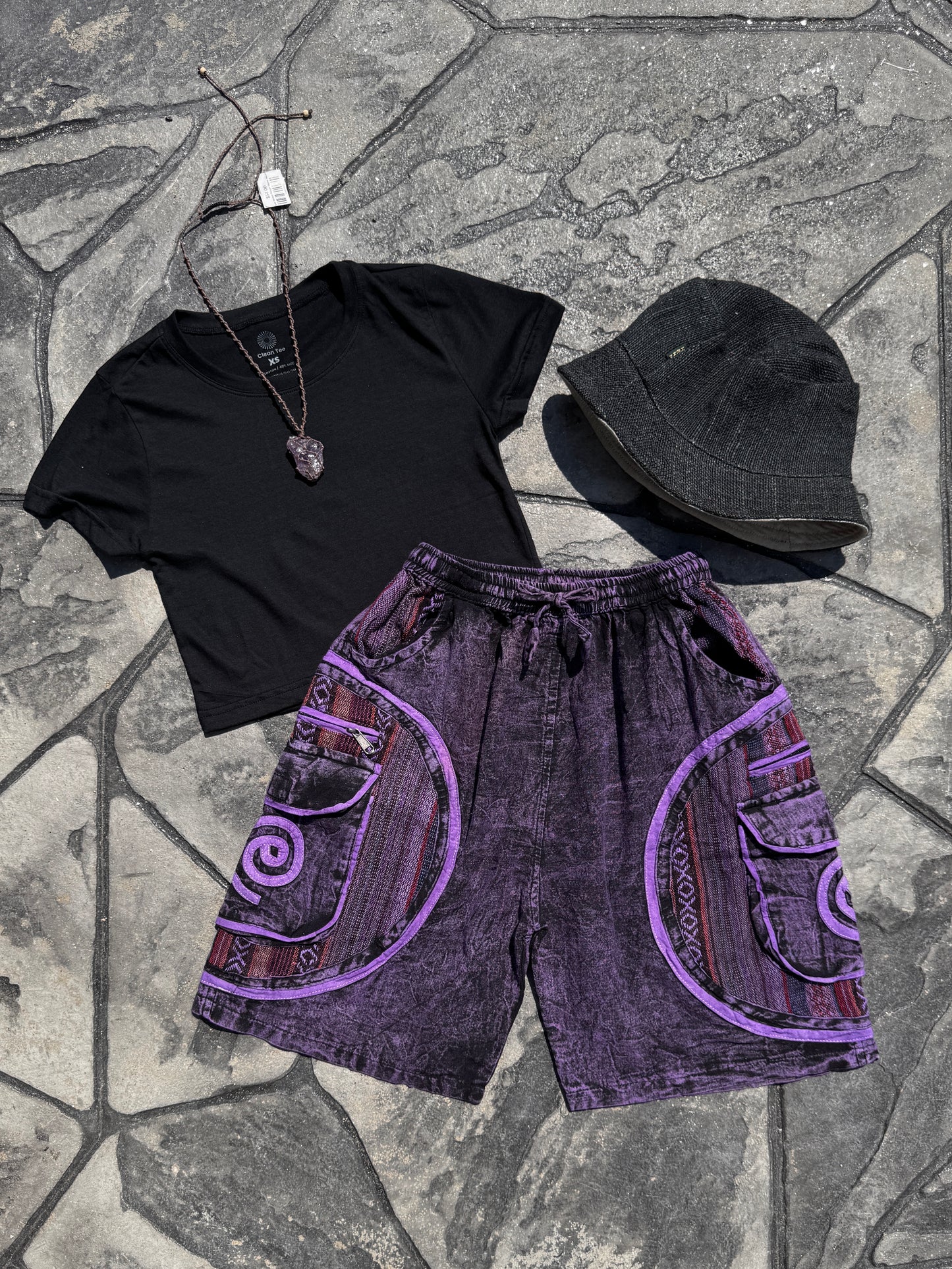 Swirl Detail Pocket Unisex Short in Purple