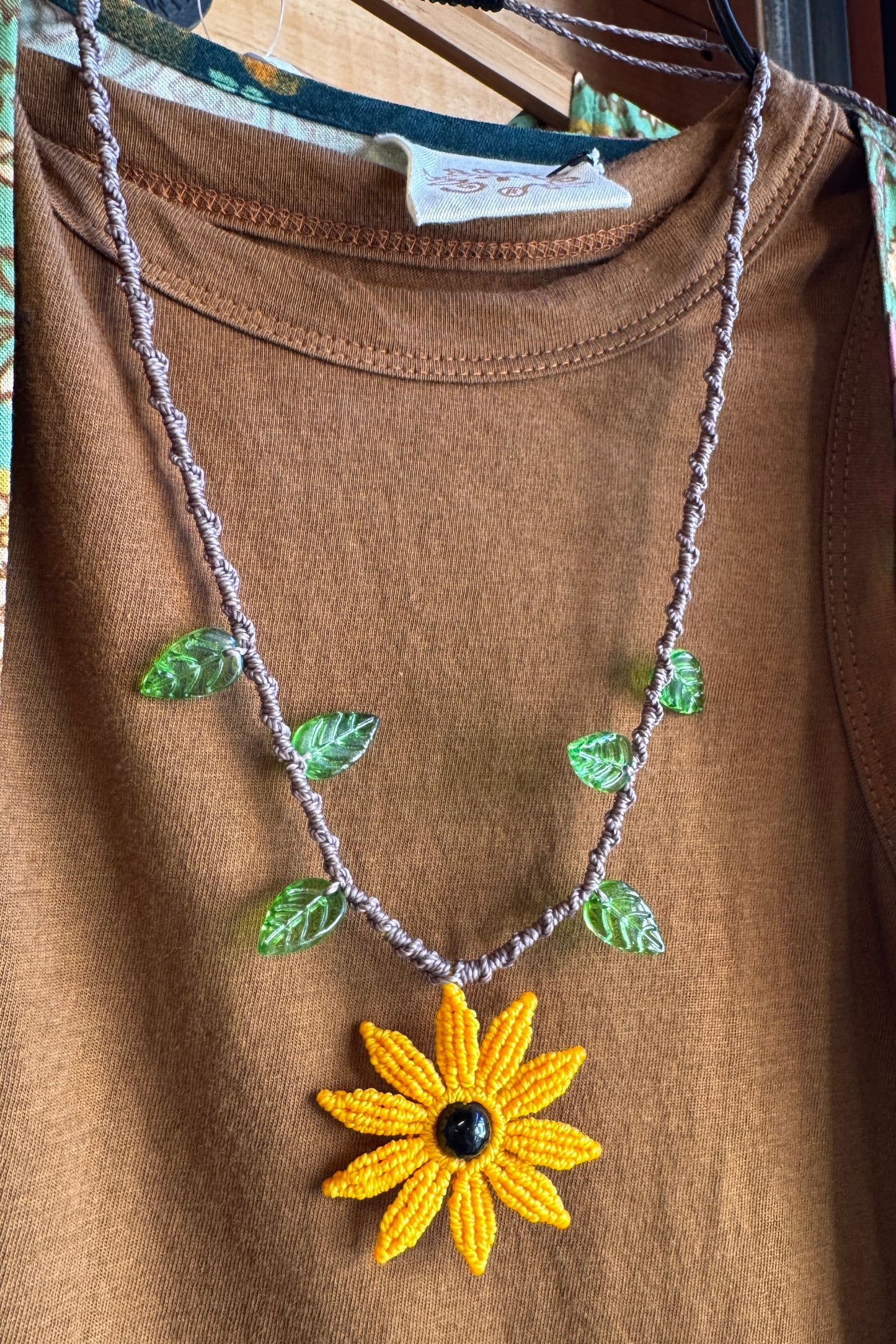Sunflower / Daisy Macramé Adjustable Necklace
