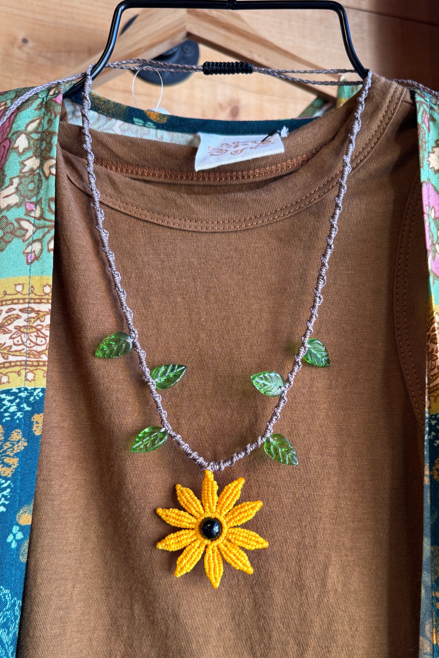 Sunflower / Daisy Macramé Adjustable Necklace