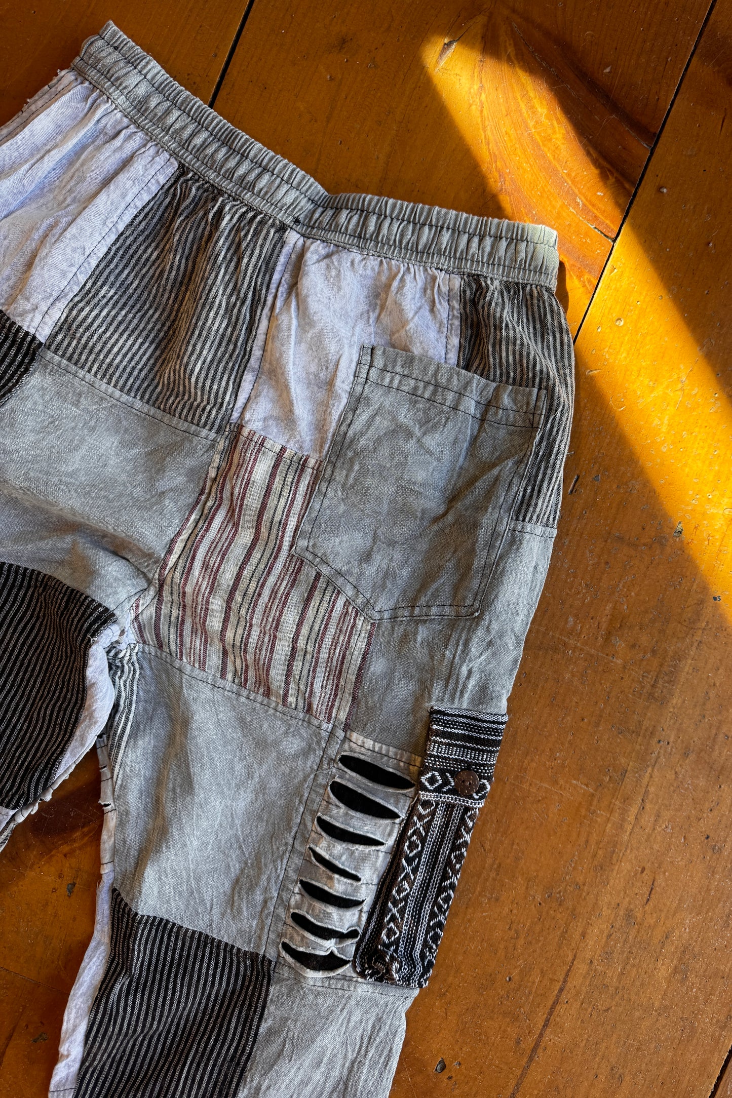 Razor Cut Detail Cargo Trousers