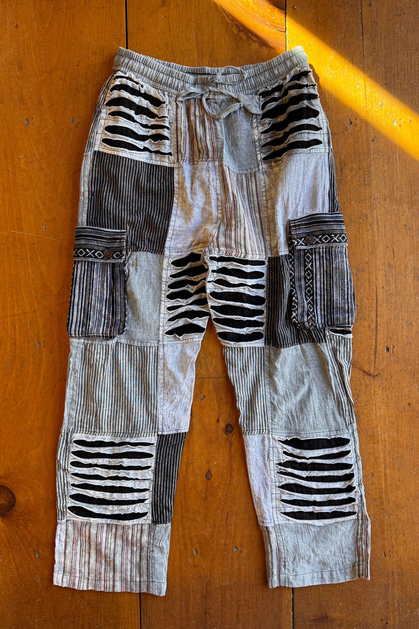 Razor Cut Detail Cargo Trousers