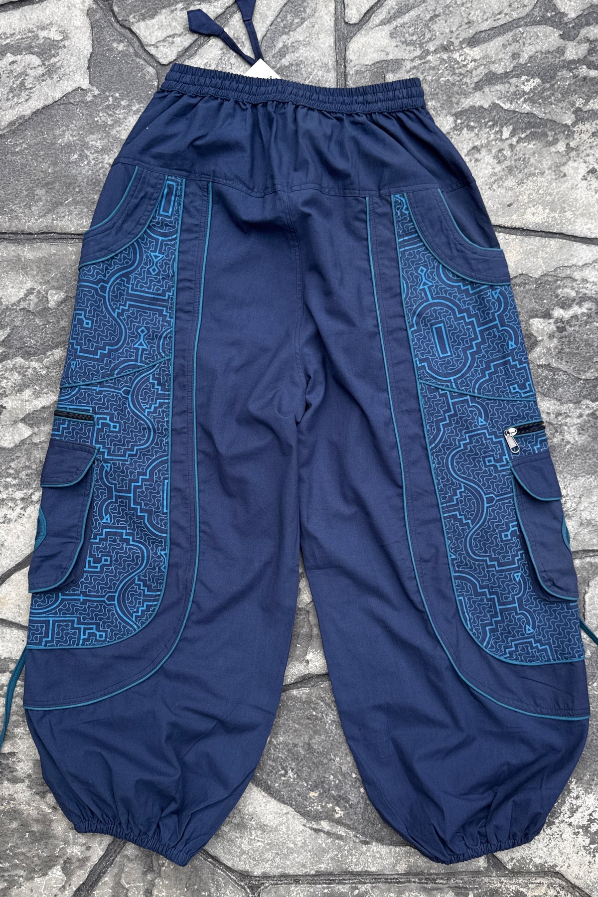 Swirl Pocket Detail Baggy Pant in Blue