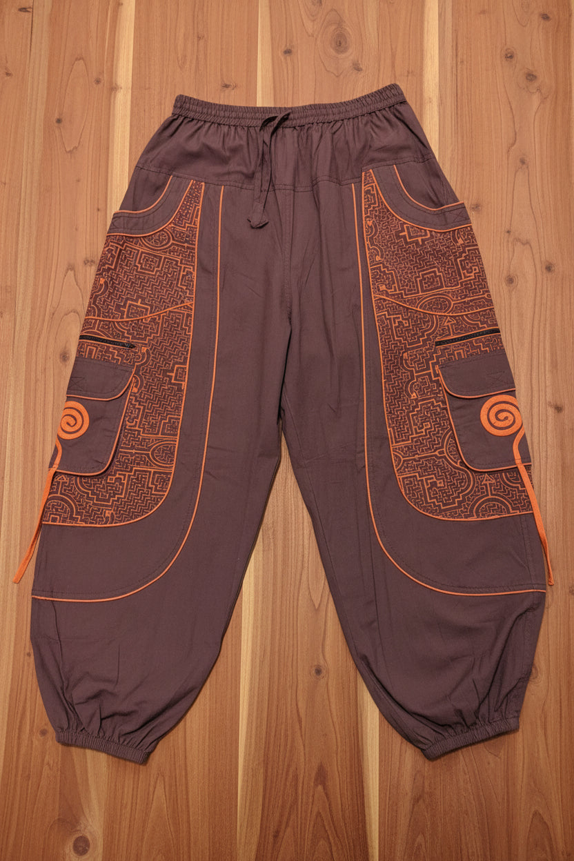 Swirl Detail Pocket Baggy Pant in Brown