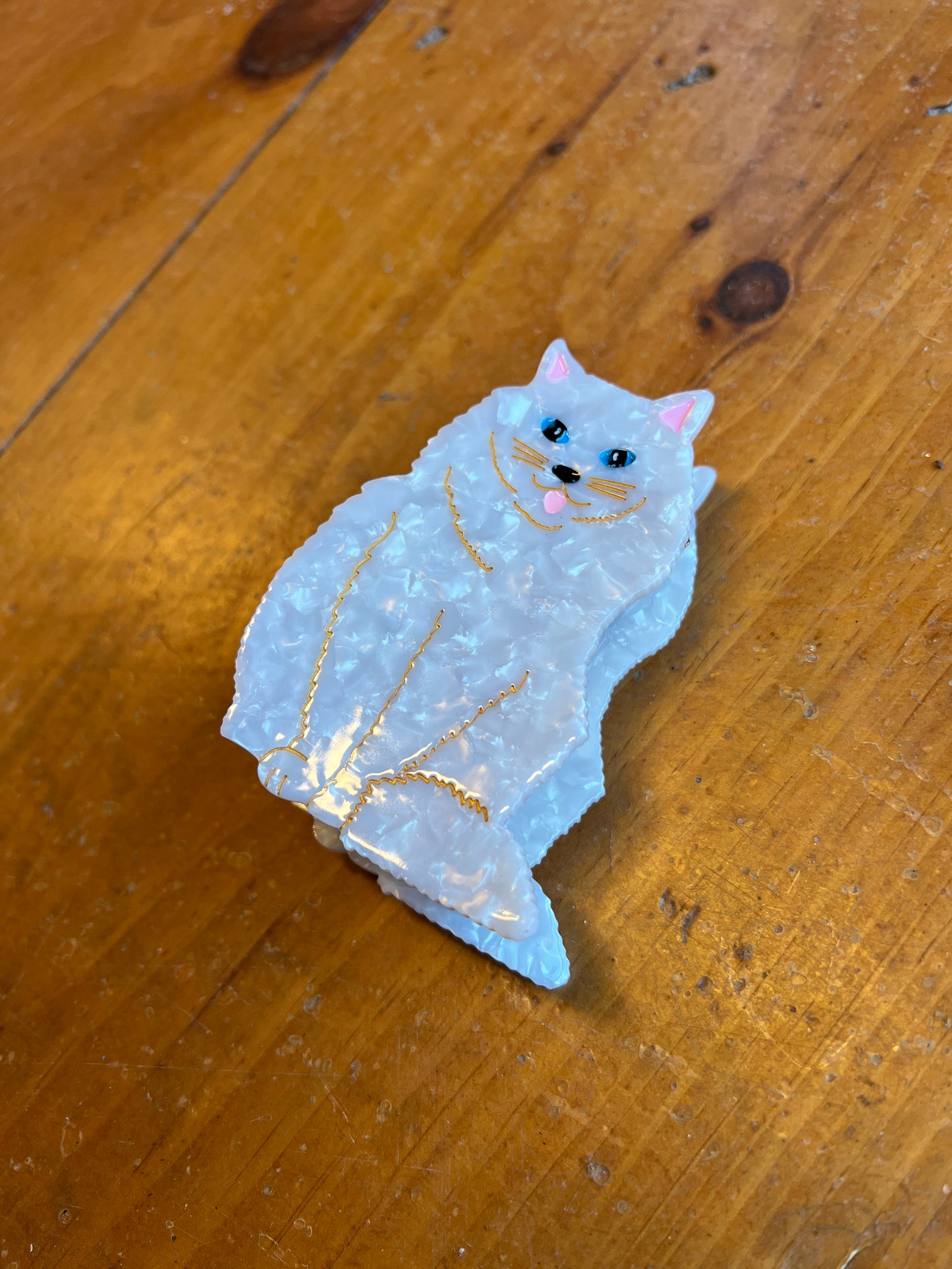 Persian Cat Claw Hair Clip in White
