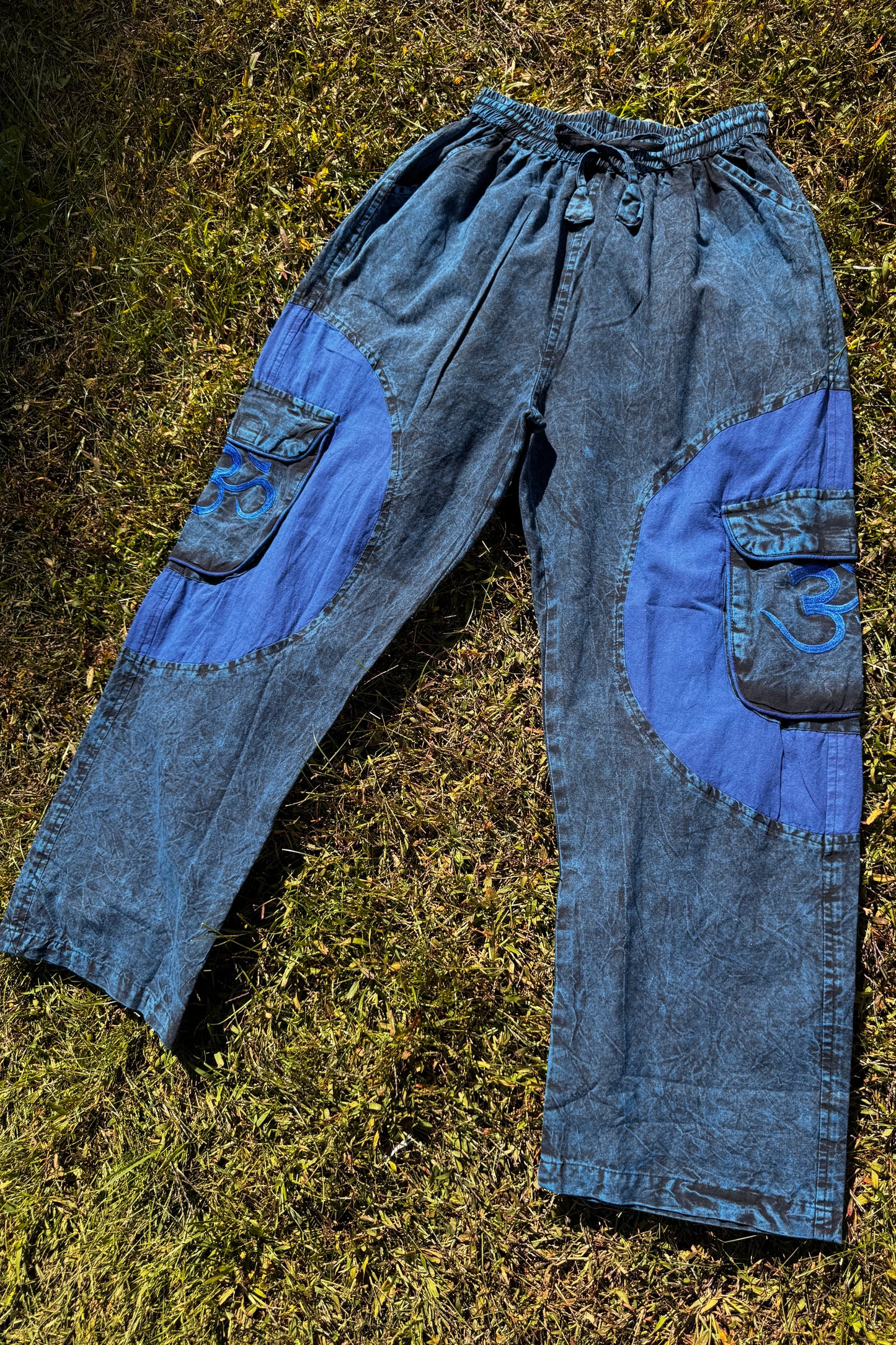 Ohm Trousers w/ Cargo Velcrow Pockets