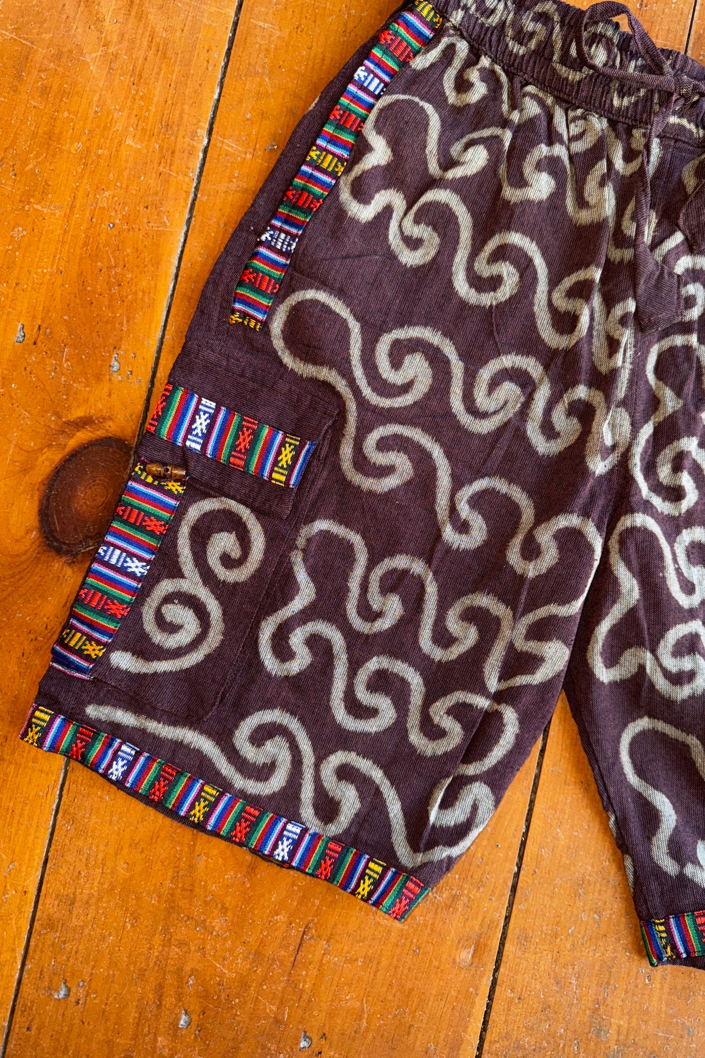 Swirl Detail Cargo Shorts