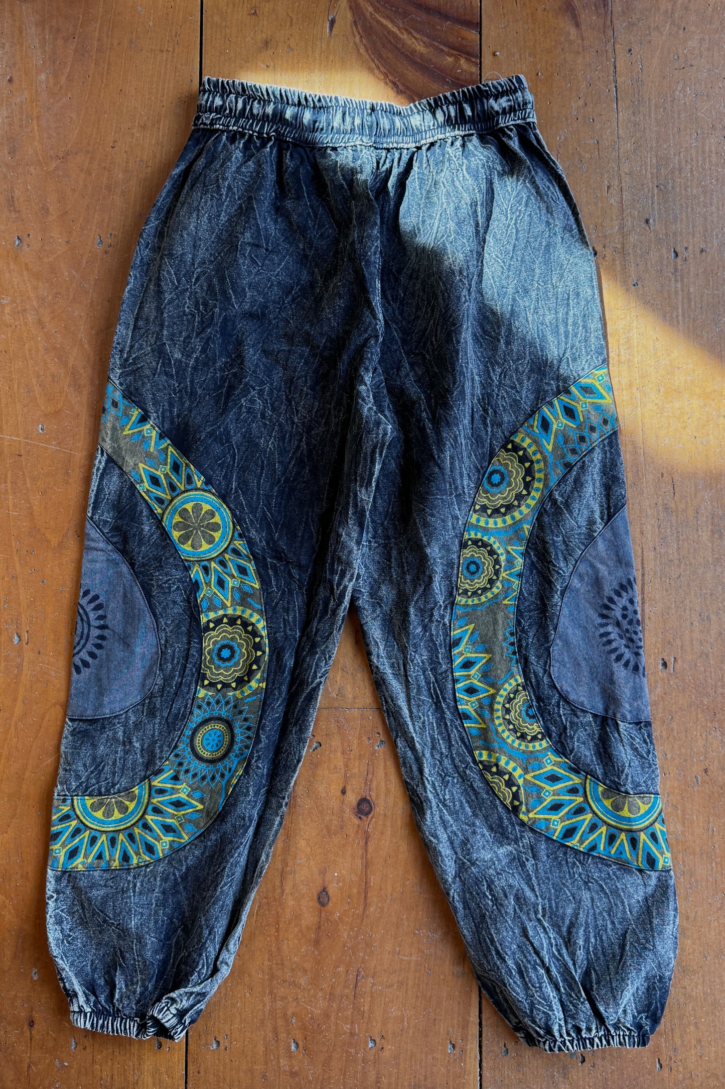 Black Stonewashed w/ Green Patch Circle Joggers