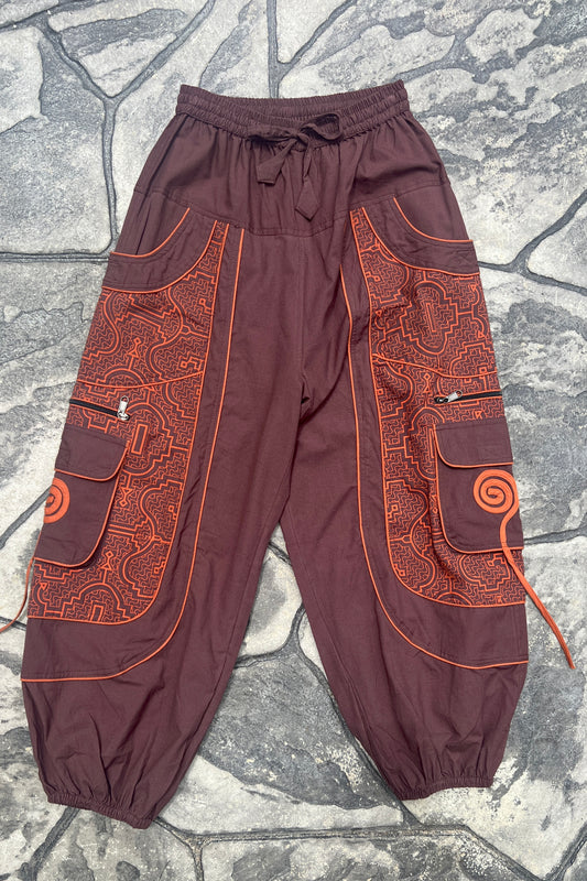 Swirl Detail Pocket Baggy Pant in Brown