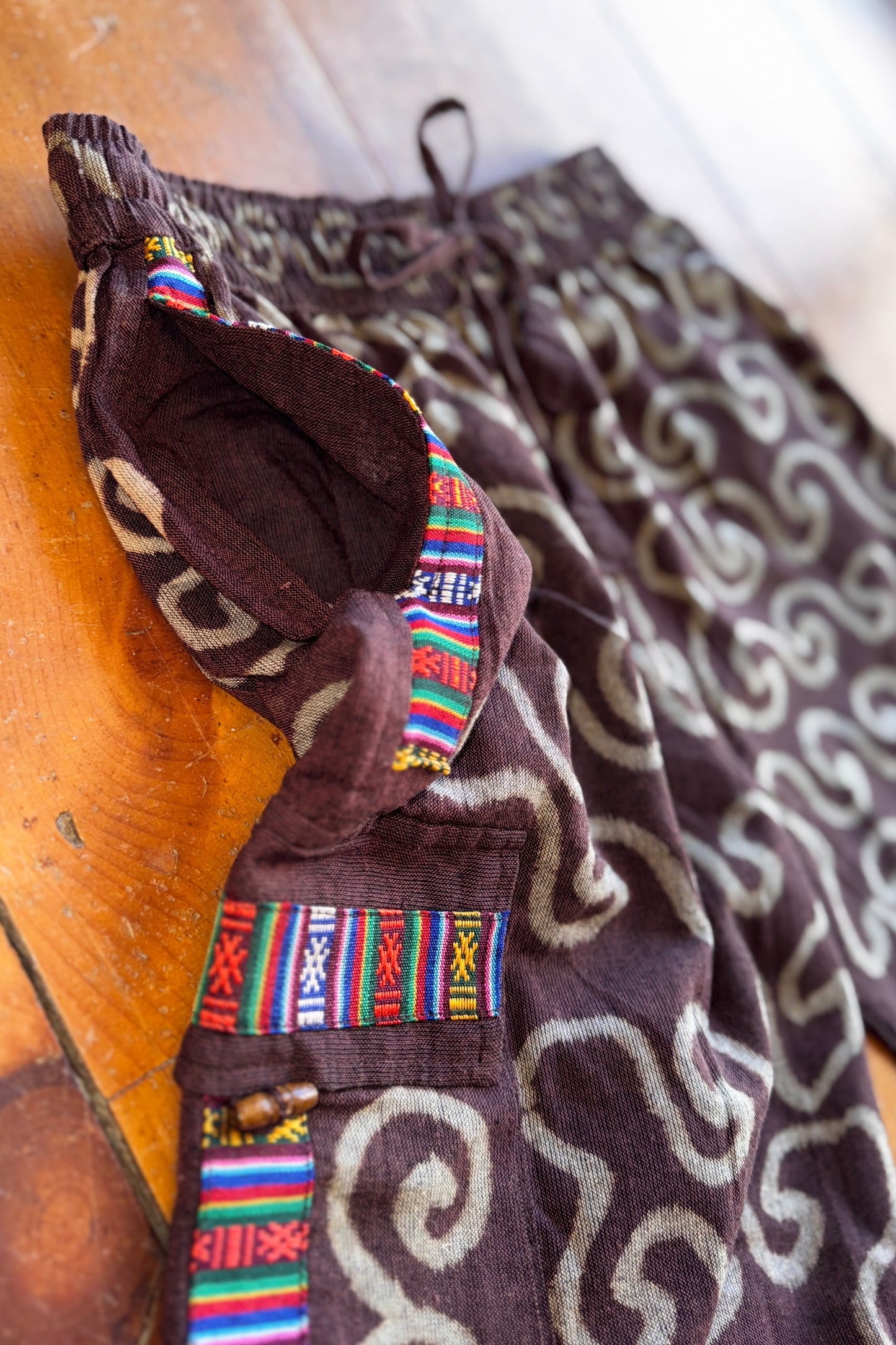 Swirl Detail Cargo Shorts