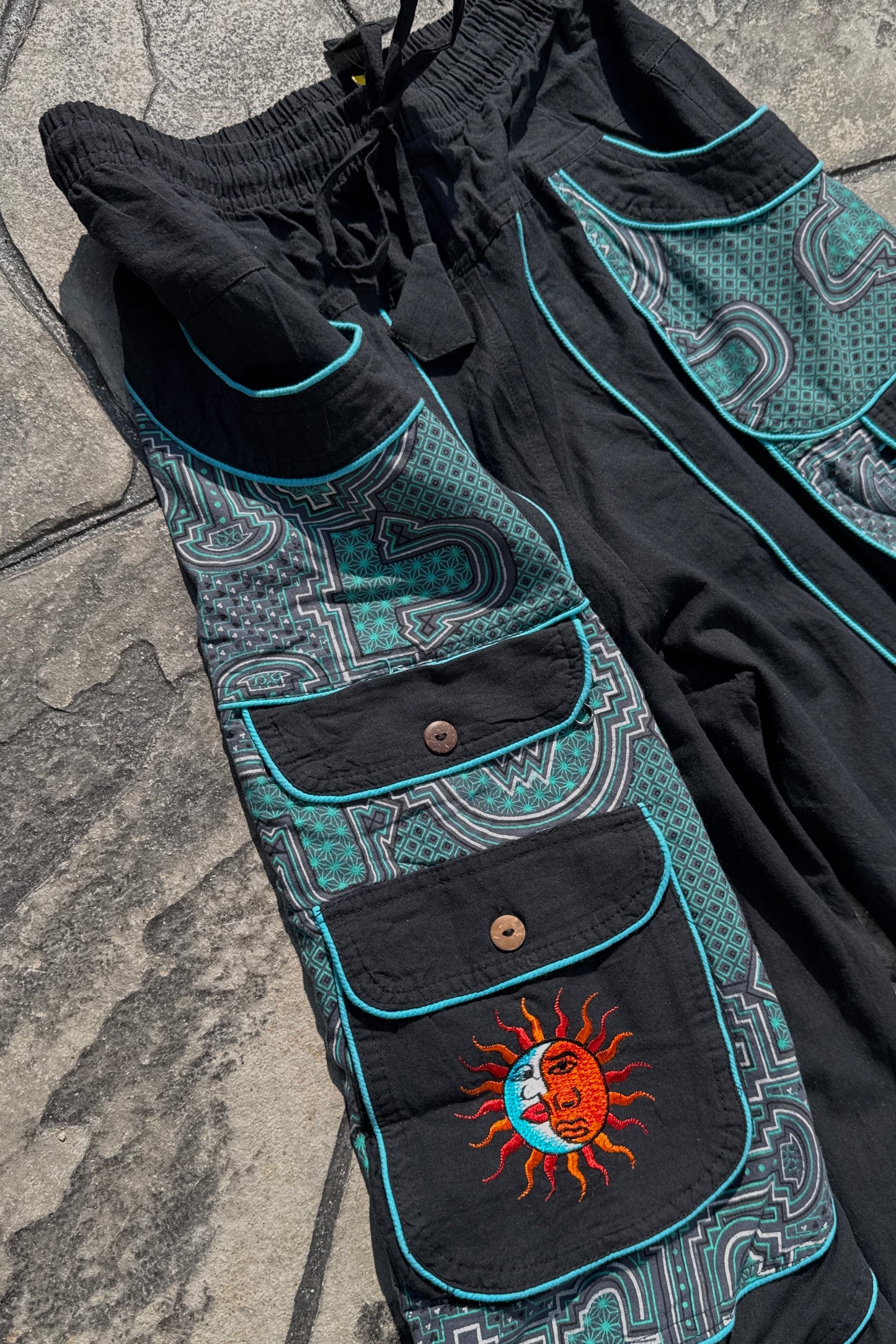Mushroom & Sun / Moon Embroidered Detail Pocket Baggy Pants
