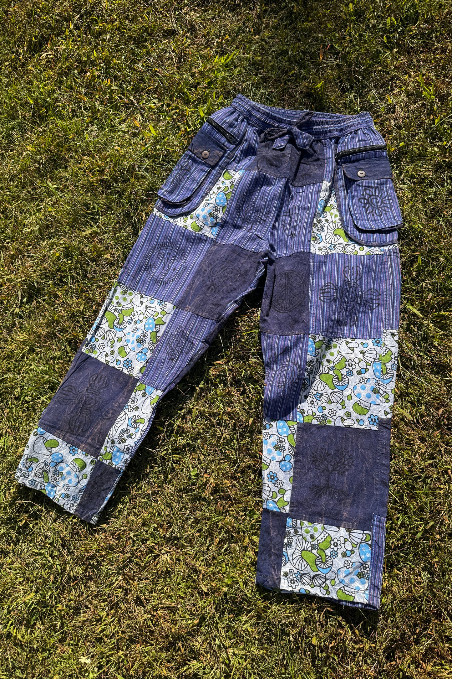 Multi-Blue Patch Mushroom Pant