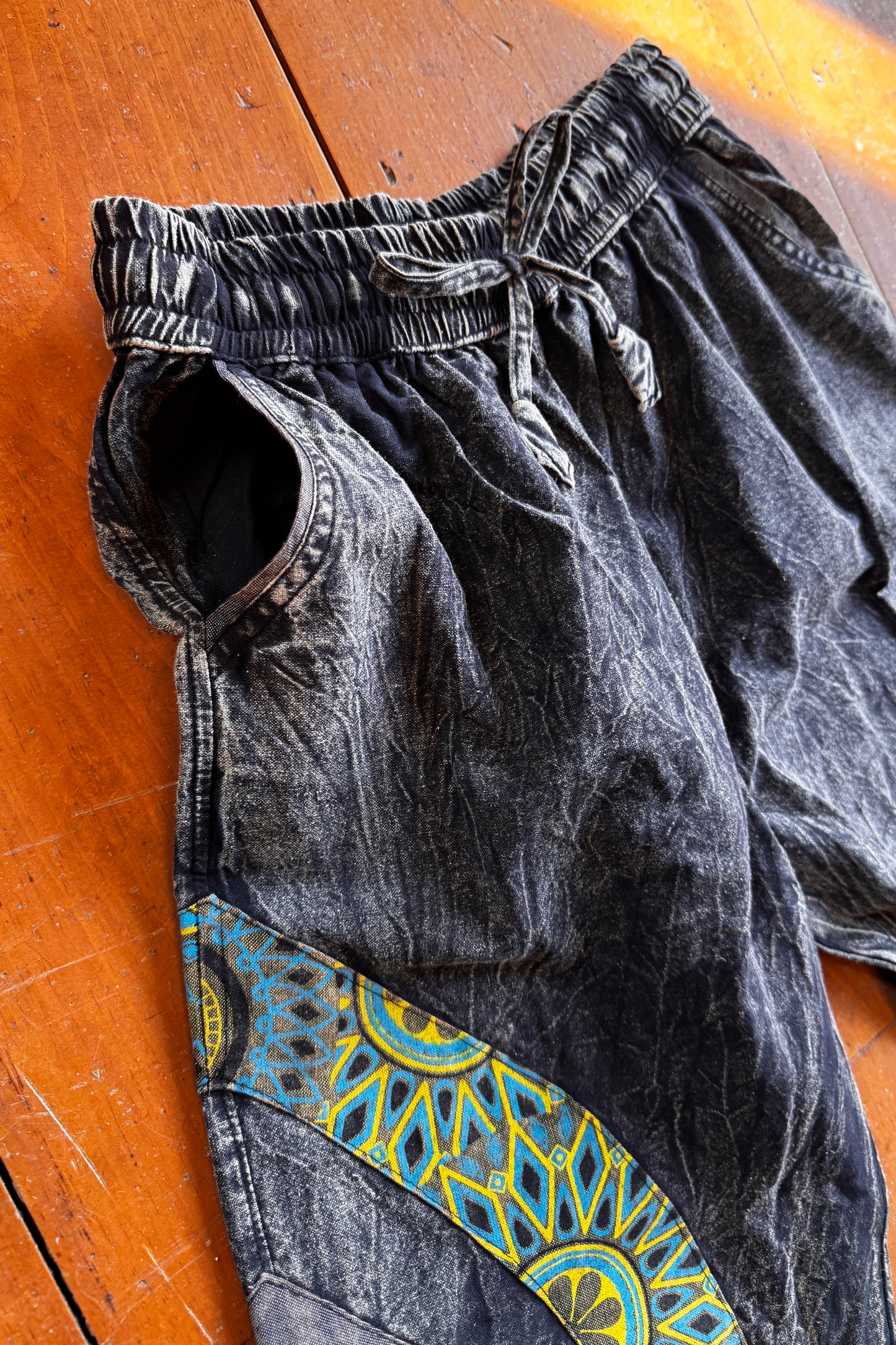 Black Stonewashed w/ Green Patch Circle Joggers