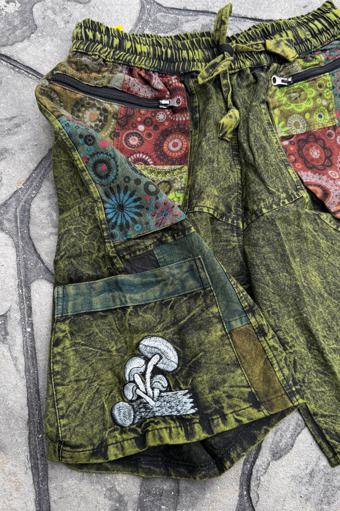 Cotton Mushroom Pocket Unisex Short