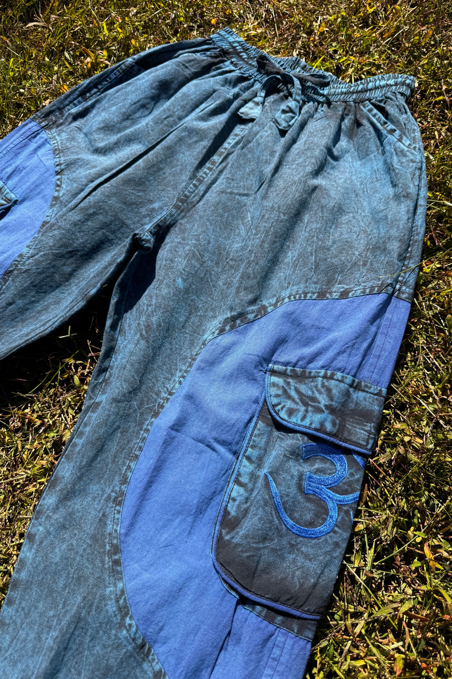 Ohm Trousers w/ Cargo Velcrow Pockets