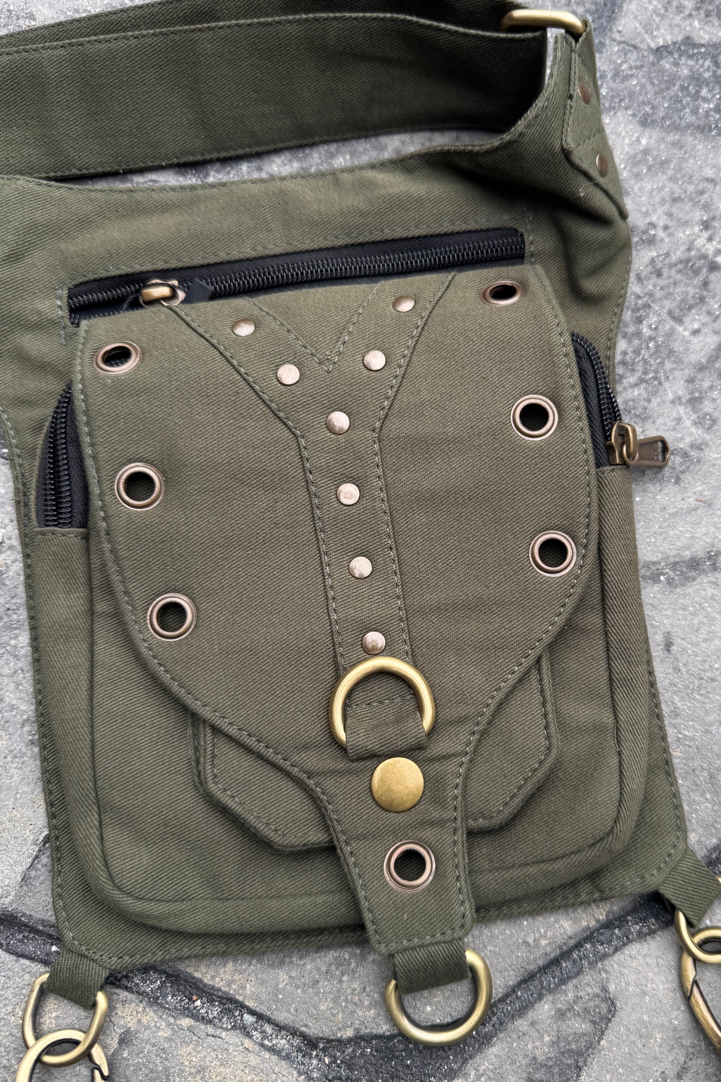 Belt Bag w/ Removable Leg Holster Strap
