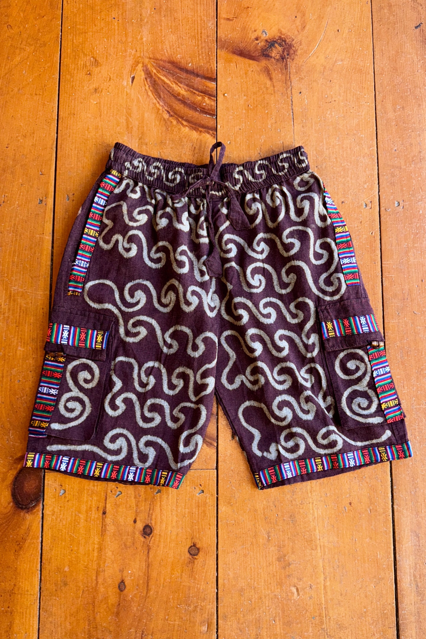 Swirl Detail Cargo Shorts