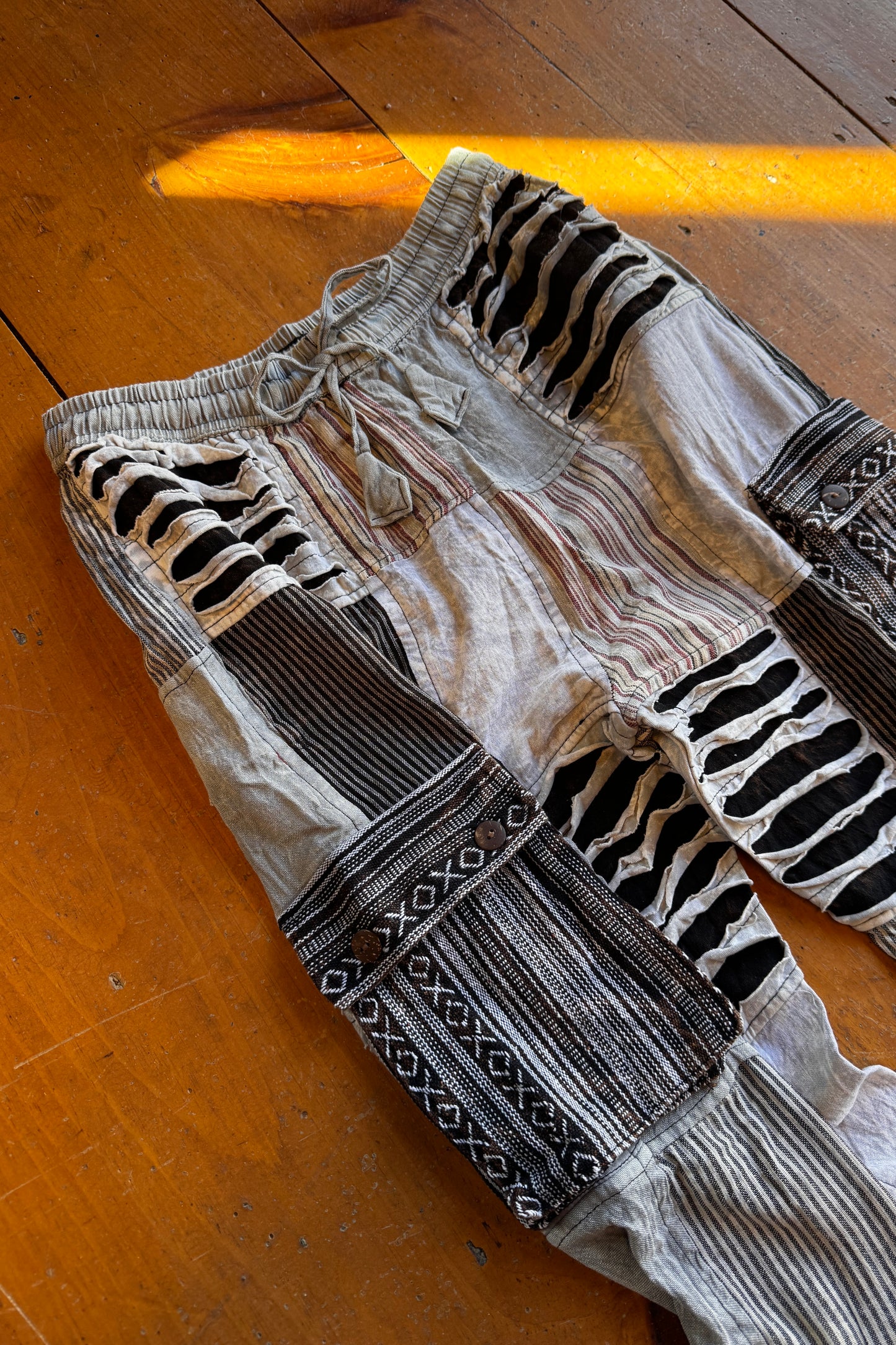 Razor Cut Detail Cargo Trousers