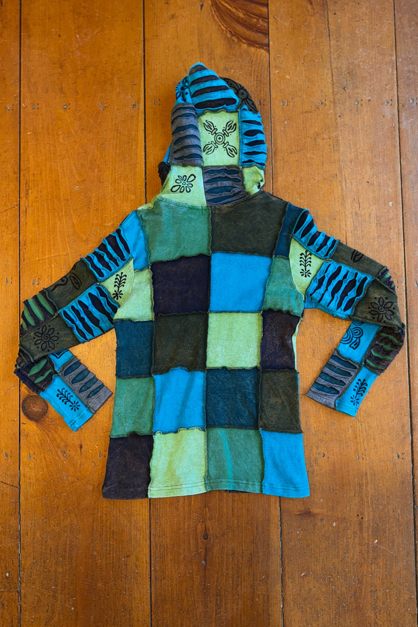 LAST CALL SIZE S | Razor Cut Detail Multi-Patch Cotton Zip-Up Jacket in Blue and Green