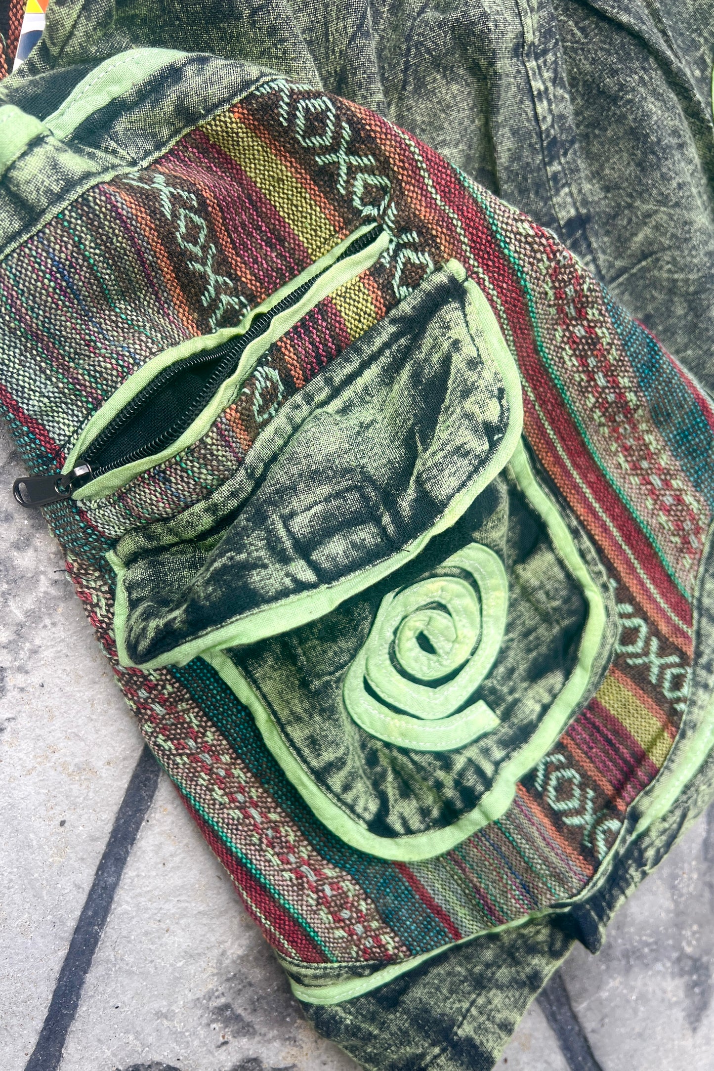 Green Swirl Pocket Unisex Shorts