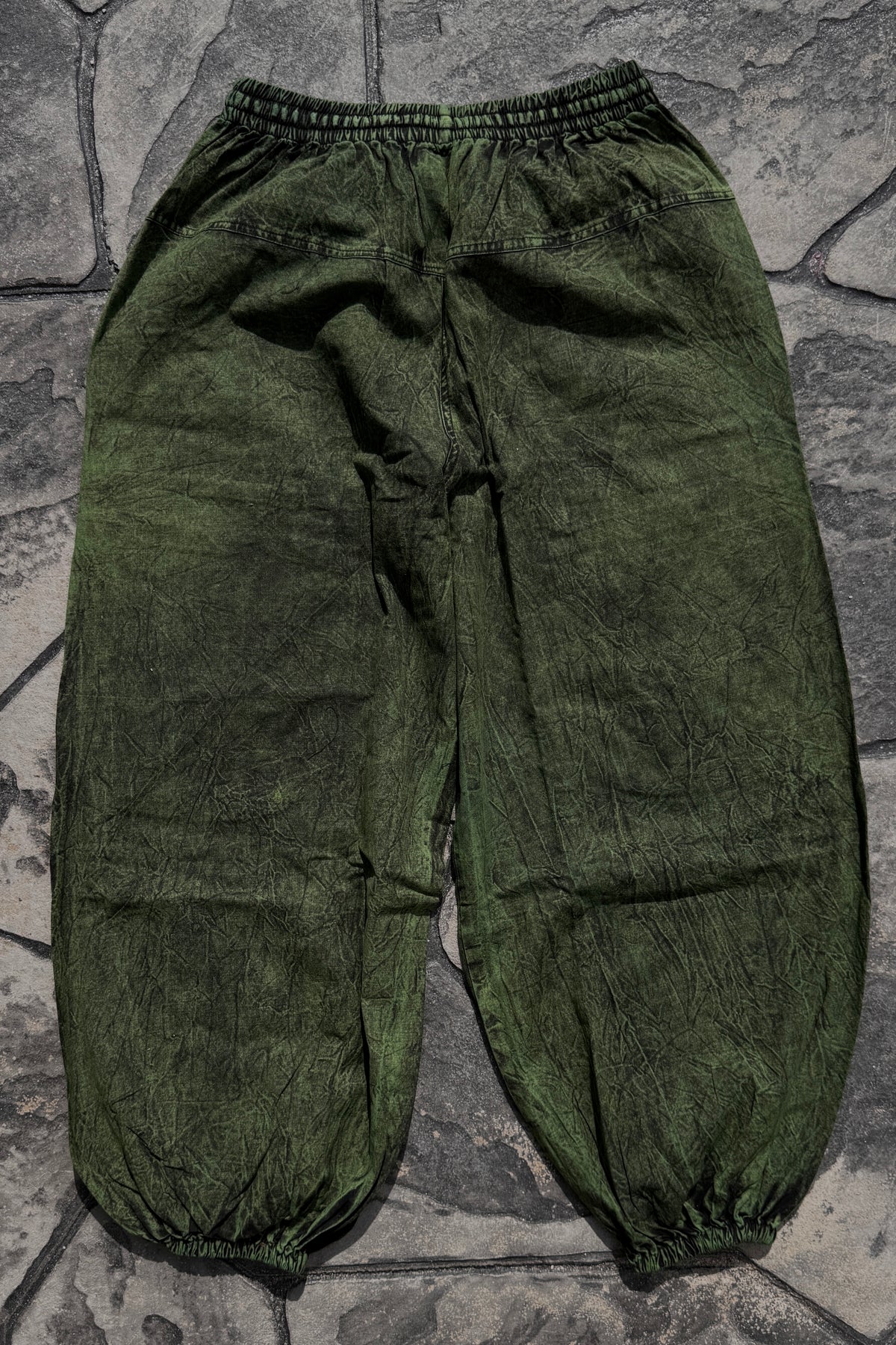 Baggy Pant in Green w/ Zipper Pockets