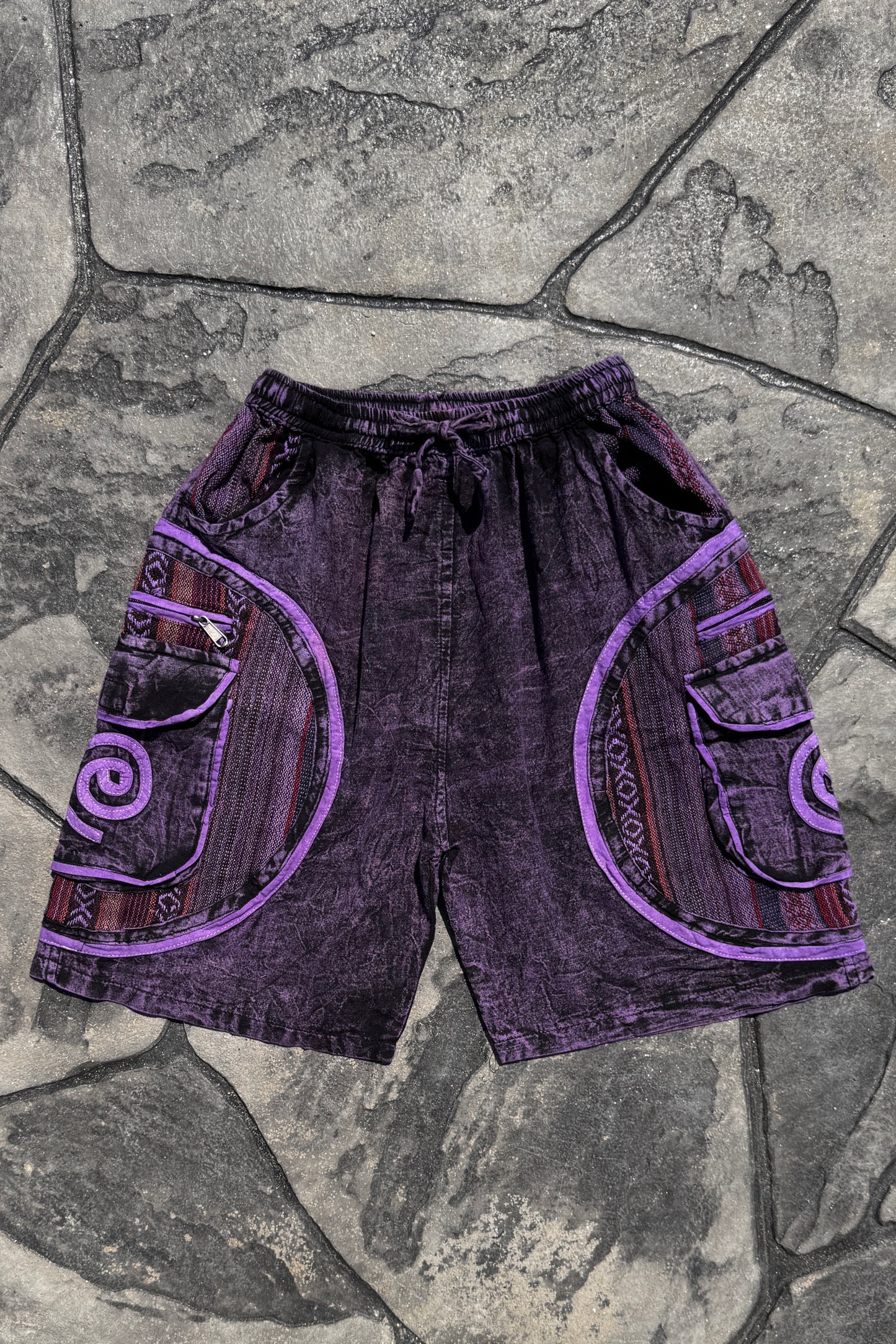 Swirl Detail Pocket Unisex Short in Purple